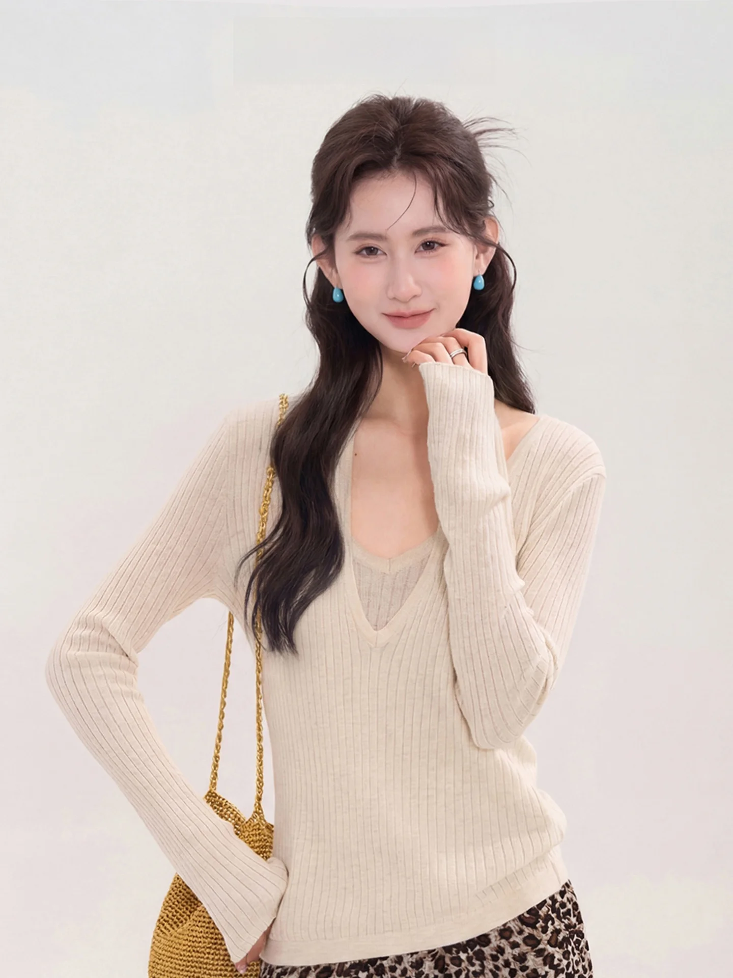 

Вязаный топ Heme для женщин: весенне-летний повседневный стиль, мягкий хлопок, дизайн с завязками на шее, стройнящий, в полоску, имитация двухслойности, смесовый хлопок