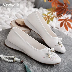 Veowalk New arrival Flower Embroidered Canvas Shoe forWoman Elegant Ladies Comfortable Chinese Cotton Ballerina Shoes