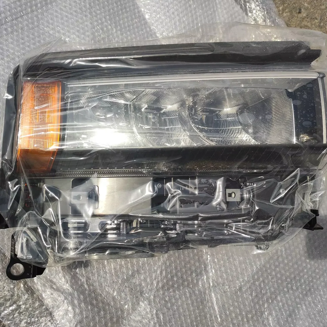 لتويوتا برادو LC250 2024-2025 نمط جديد كامل LED تصفيف السيارة العلوي كشافات الجمعية ترقية بعد البيع عدسة الملحقات #3