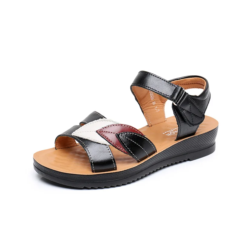 Women Sandals 2023 Fashion Outdoor Wedges Shoes Women Summer Flat Non-slip Soft Bottom Elderly Beach Casual Shoes Mother Sandals