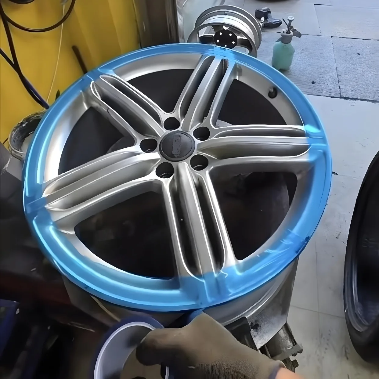 סרט מגן לגלגלי PE כחול, דבק ללא שאריות, סרט דביק עצמי מסגסוגת אלומיניום לדלתות וחלונות, כלי תיקון לרכב