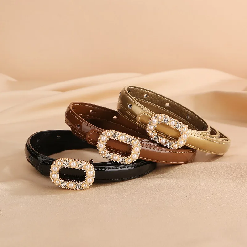 

Новый легкий роскошный кожаный тонкий ремень для женщин, универсальное модное украшение, нишевое платье, брюки, пряжка с жемчужным бриллиантом, маленький b