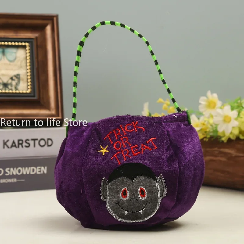 Borsa per caramelle portatile ricamata di Halloween per bambini Cestino per oggetti decorativi portatili Borsa per caramelle con secchiello per zucca di Halloween
