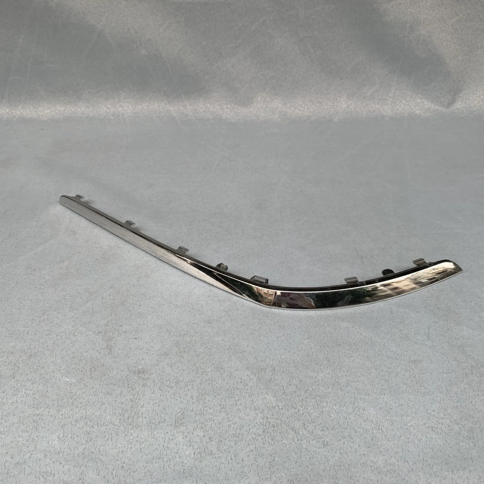 FOR MERCEDES-BENZ GL X164 REAR LEFT BUMPER UPPER TRIM STRIP A1648851321