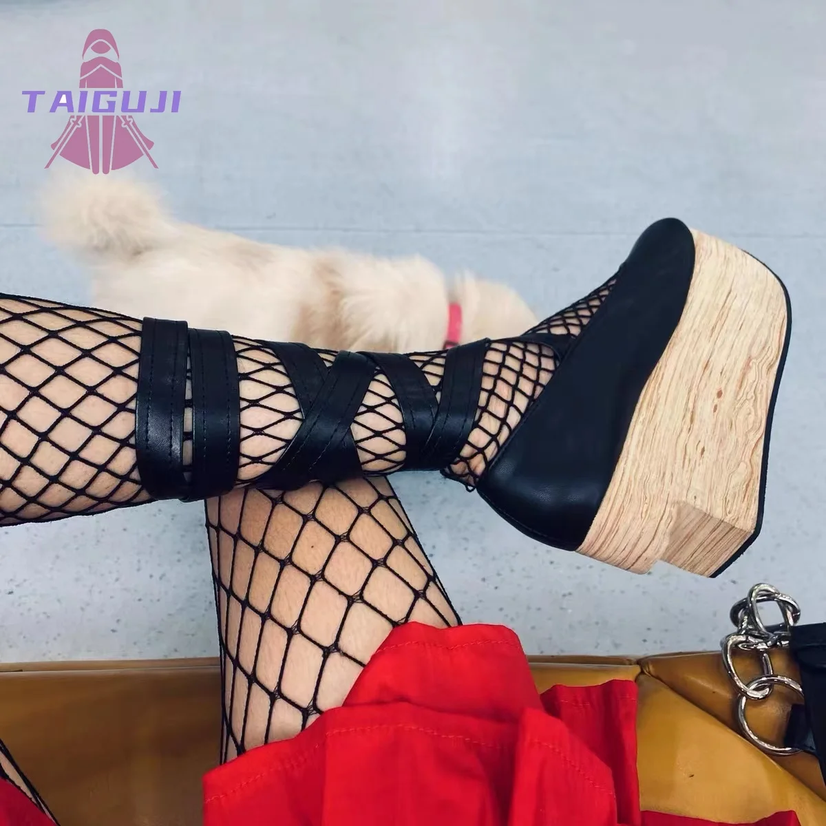 Fulujiacos 여성 플랫폼 하이힐 펌프 샌들 크로스 스트랩 로리타 코스프레 크리퍼 일본 하라주쿠 신발 흔들 목마