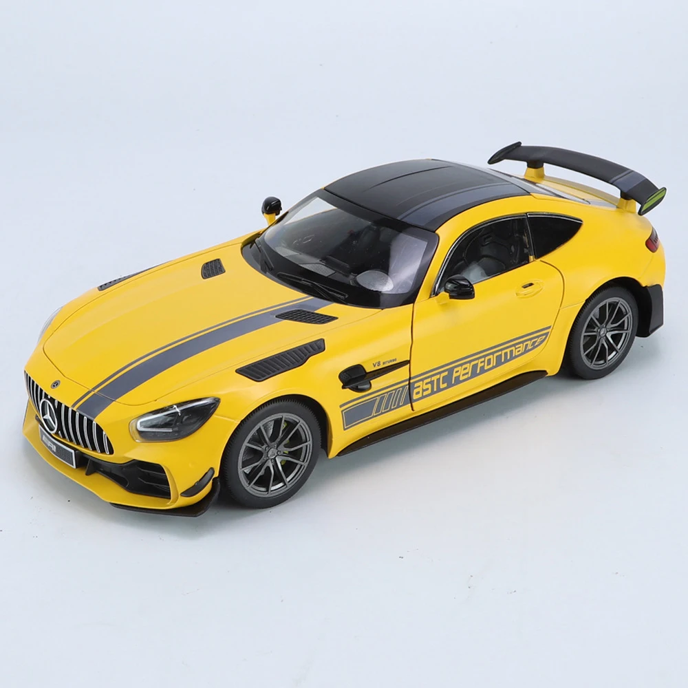 1:18 Benzs GTR AMG Green Demon Alloy Model Car Toy Diecasts Metal Casting Sound and Light Car Toys For Children Vehicle