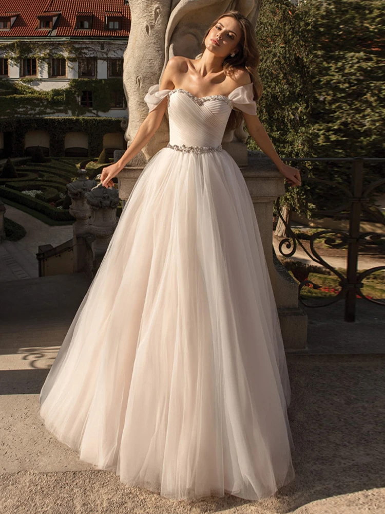 Abiti da sposa con spalle scoperte una linea di abiti da sposa stringati con perline di Tulle per abiti da festa da principessa Vintage da sposa Plus