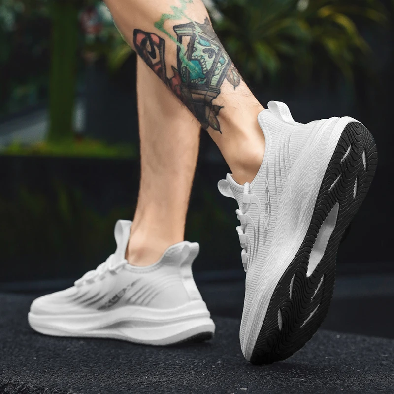 

Мужская спортивная обувь, однотонная, простая конструкция, новые дышащие кроссовки с противоскользящей сеткой и амортизацией на шнуровке