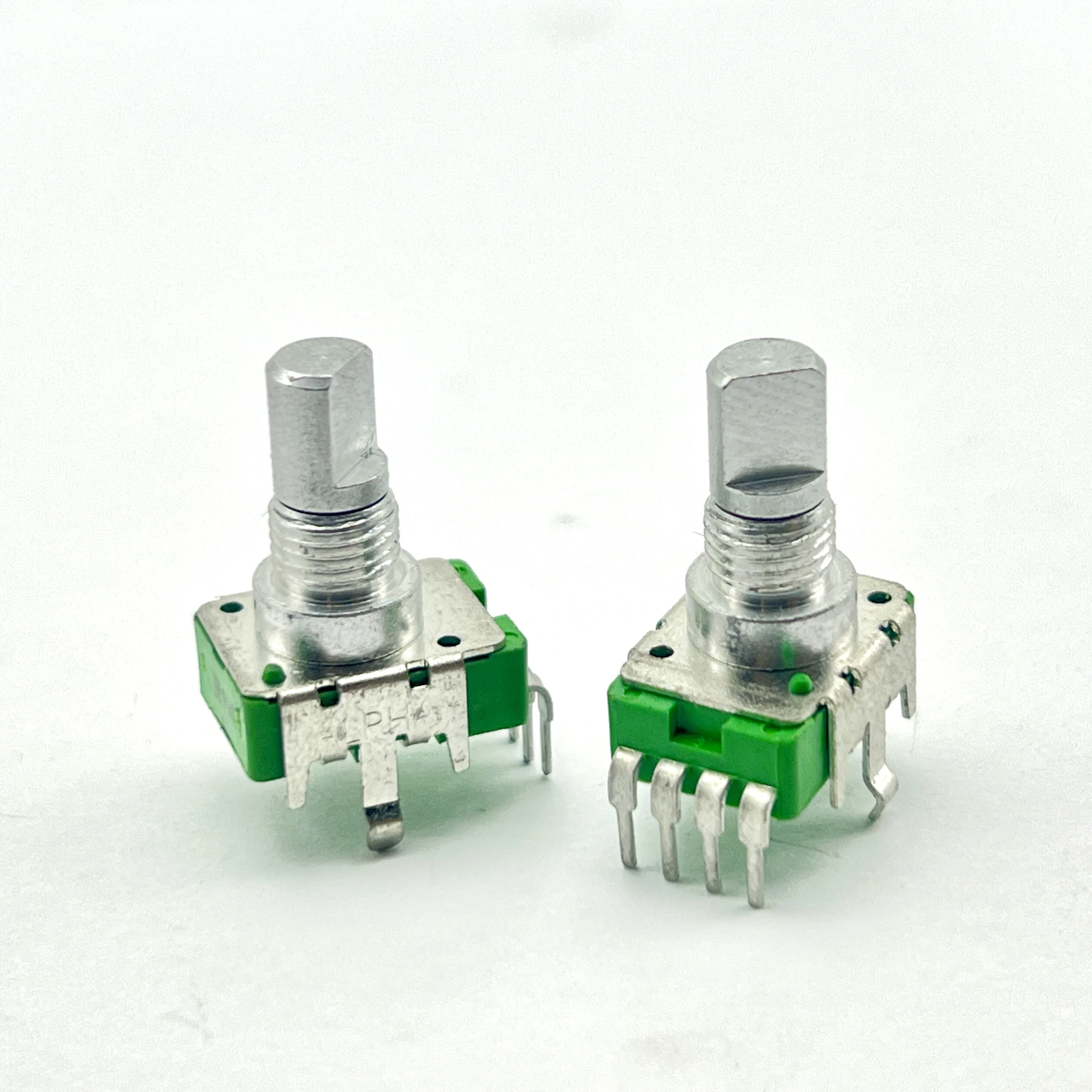 1 pcs Taiwan ALPHA Musiccube Mixer Dedicated FI1 Adjustment 0B10K Infinite Rotation Knob Length 13mm