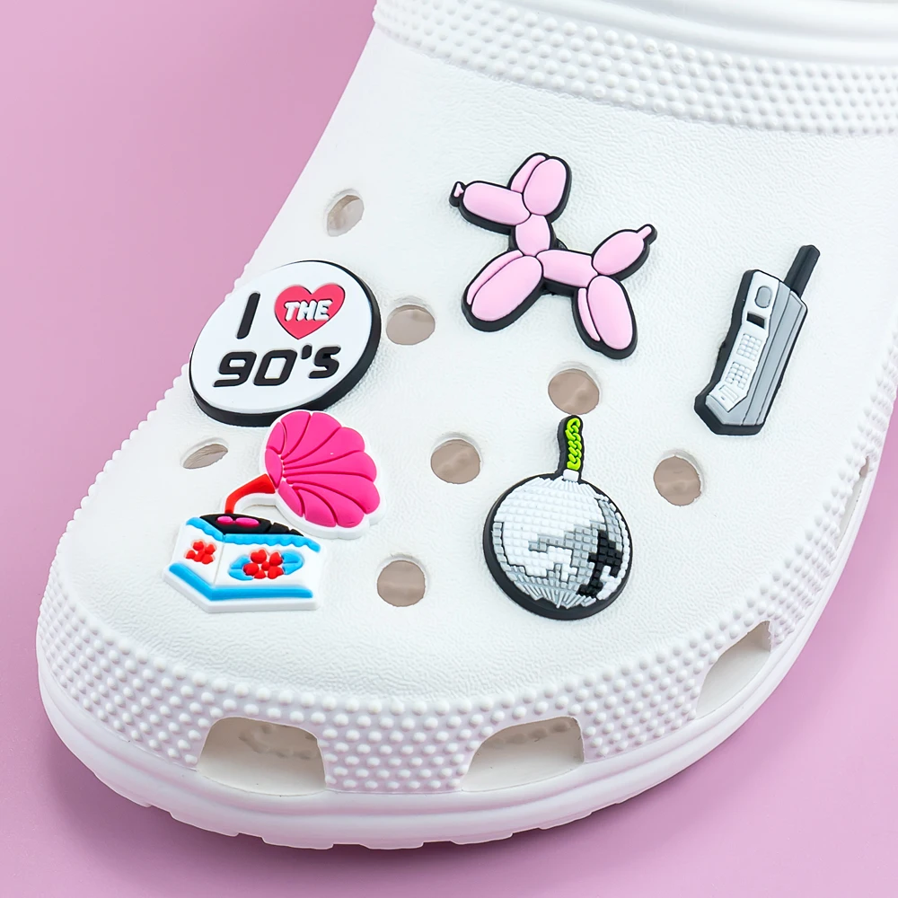1/16PCS Shoe Charms Nostalgia Series the 1980s Game Console Shoe Decoration Pins for Clog Women Men Favor Shoe Accessories Gift