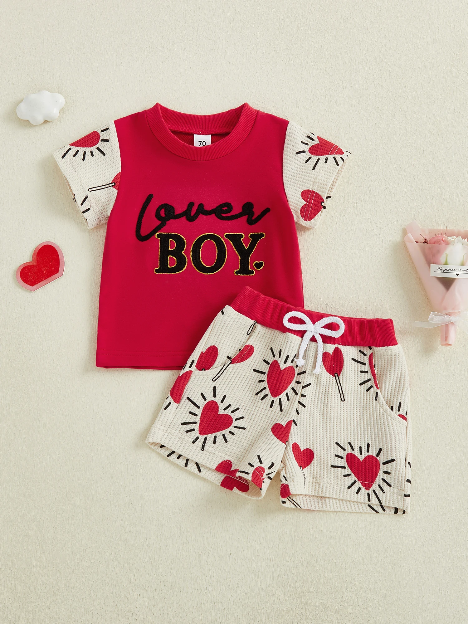 طقم تي شيرت وسروال قصير الأكمام مطبوع عليه قلب لعيد الحب للأطفال الصغار ملابس صيفية مكونة من قطعتين #5