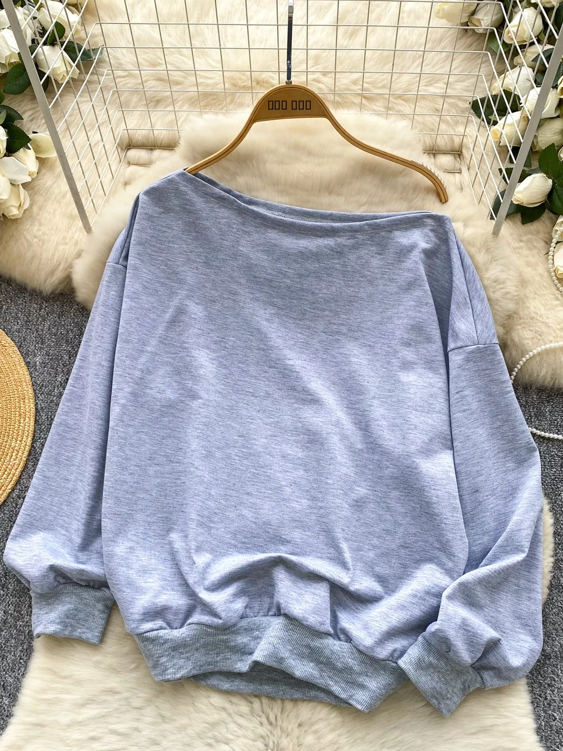 ay Asymmetrical oulder Hoodie Women's Autumn Wear 2025 New Lazy Sle Versatile American Loose Casual Long Sve Top