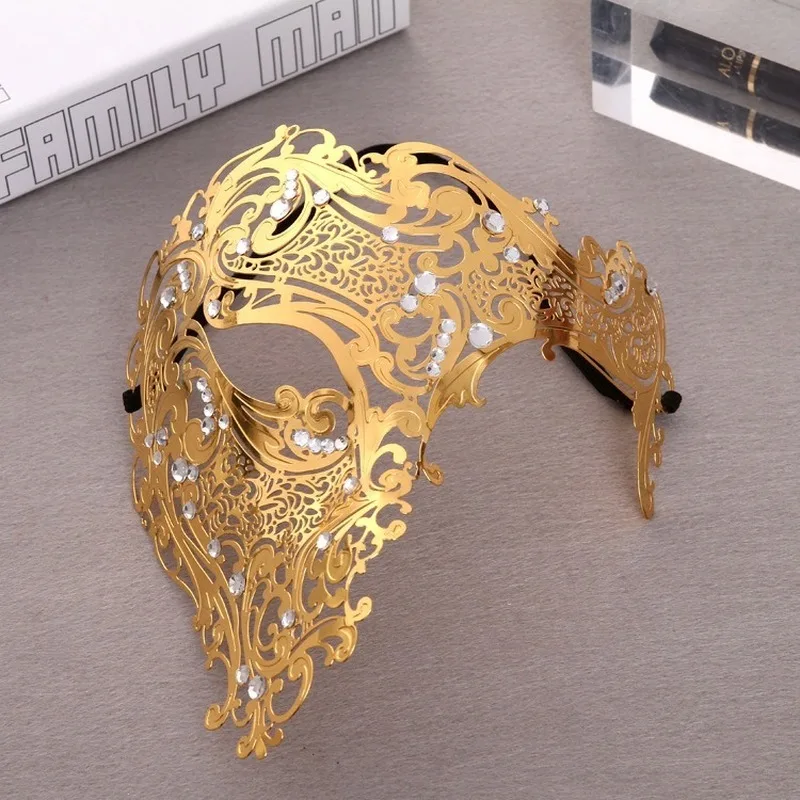 Máscara de mascarada con diamantes de imitación dorados de lujo, corte láser de Metal veneciano para baile, disfraz de Cosplay, fiesta, boda, oferta