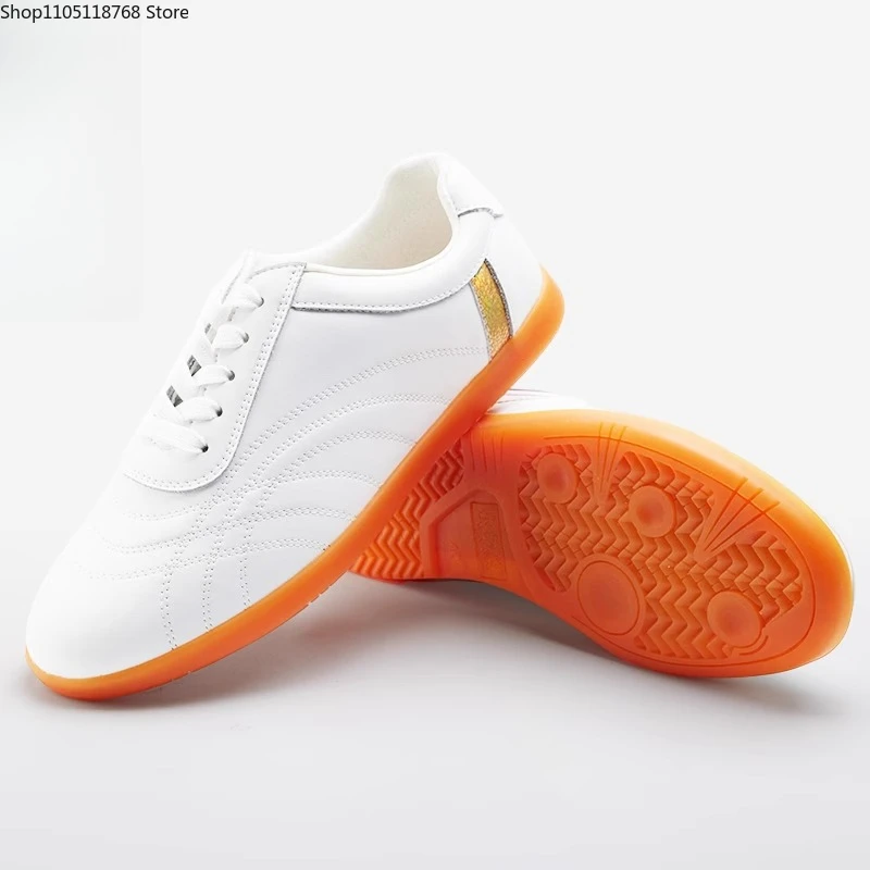 Scarpe KungFu cinesi Arti marziali TaiChi Taekwondo WuShu Karate Scarpe sportive Sneakers Karate e Taekwondo per adulti