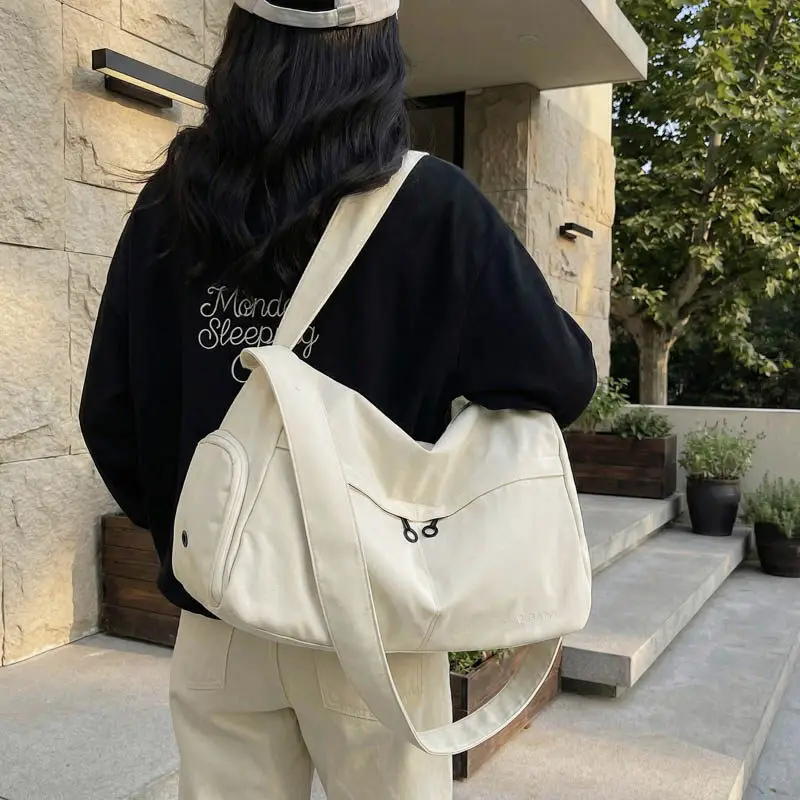 large-capacity-sports-fitness-bag-travel-bag-shoulder-bag-lightweight-outdoor-bag-versatile-crossbody-bag-for-short-trips
