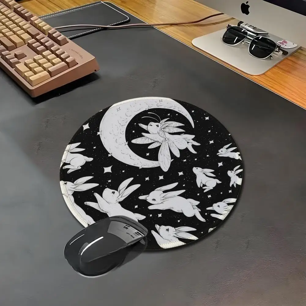 HYBXAXC  Moon Rabbit Black White Line Art Round Mouse Pad Rubber Desk for Gaming Office Large Extended with Stitched Edges