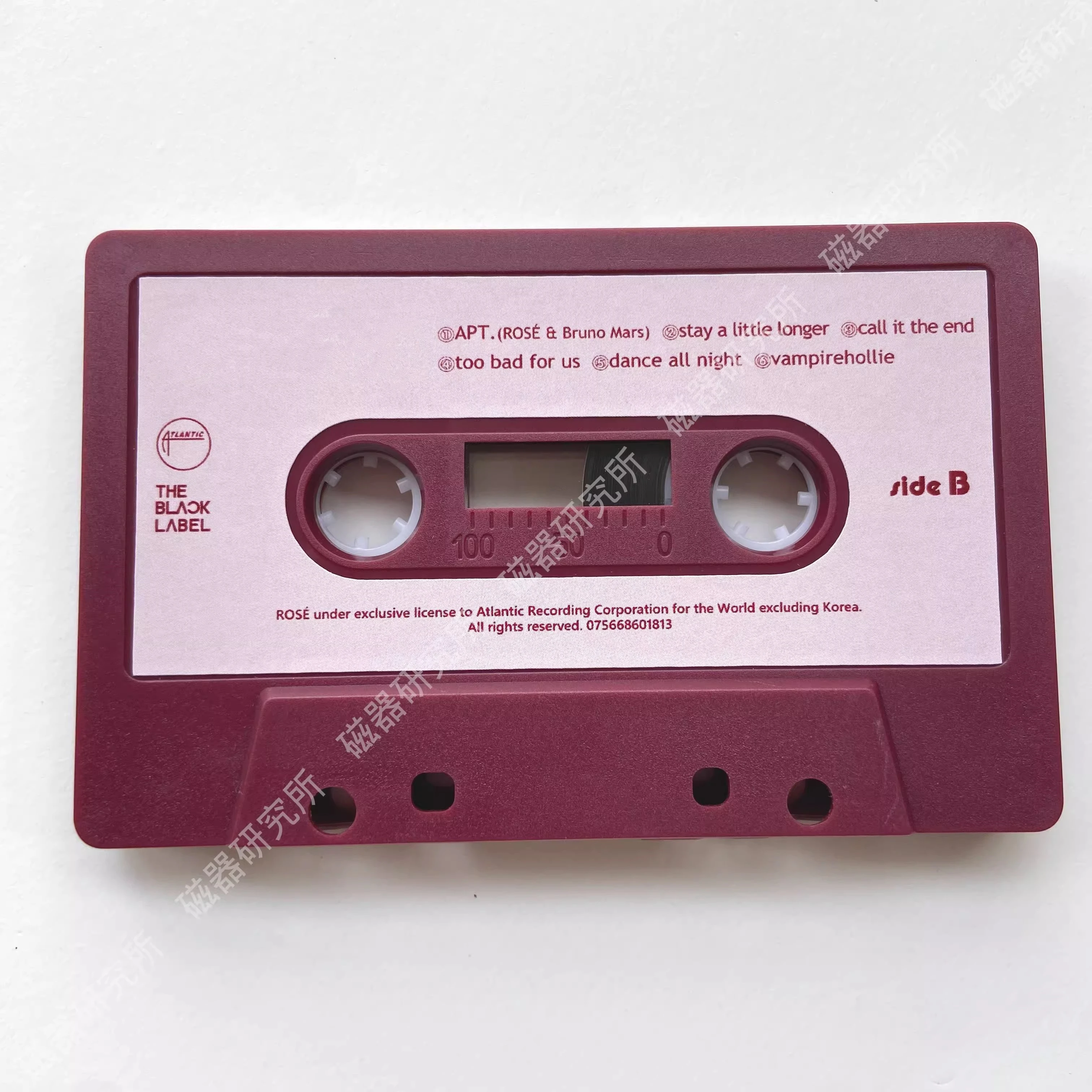 K-pop Girl Idol Groups APT Music Tape Rosie Album Vampirehollie Cassette Cosplay Walkman Recorder Koleksi Kotak Soundtrack Mobil