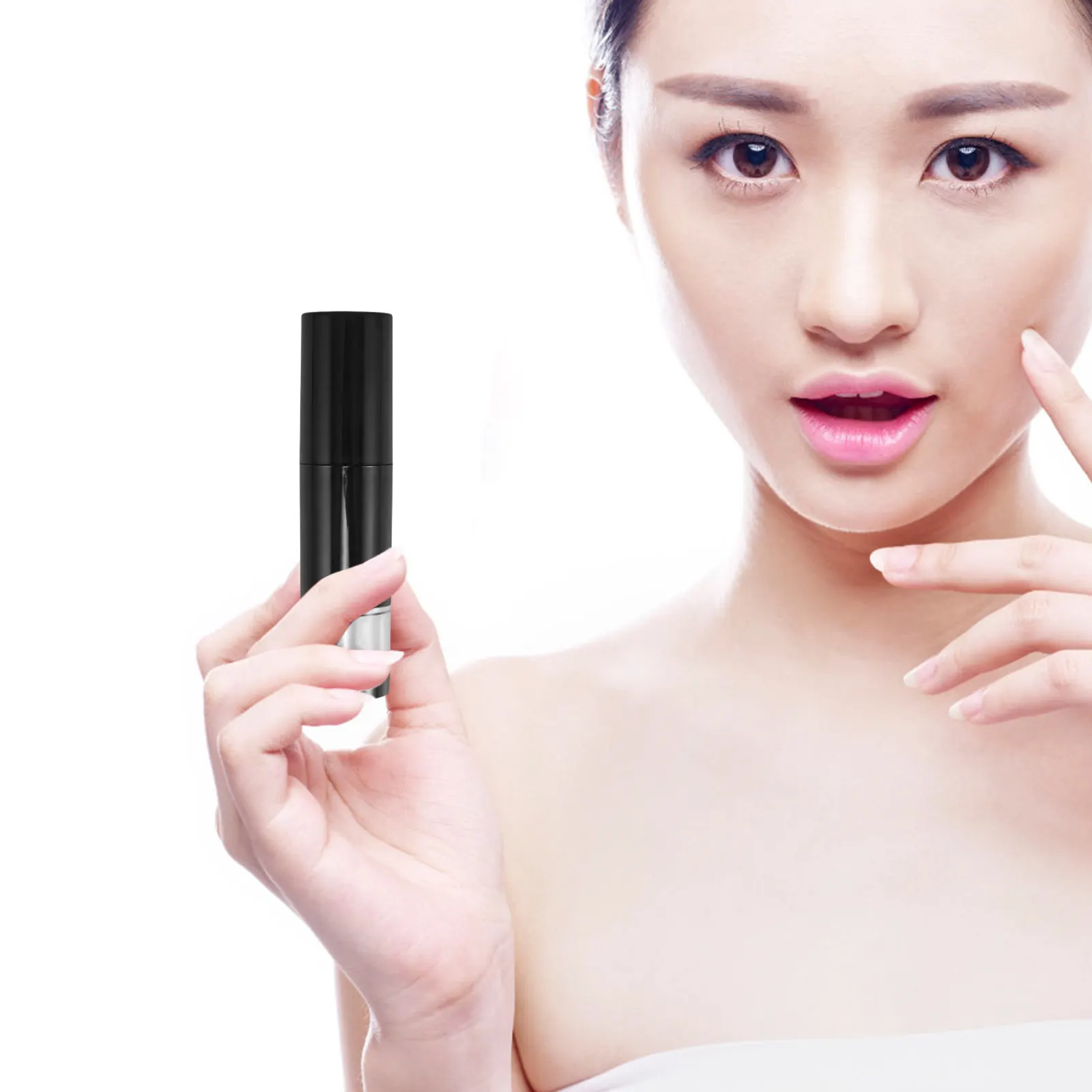 

Автоматическая кисть для макияжа с распылителем, из козьего ворса, для пудры и румян, компактная, удобная для путешествий, для равномерного нанесения