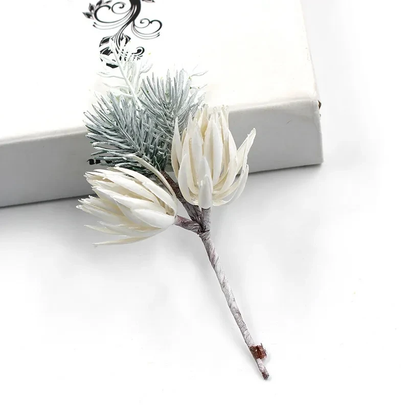 MissDeer 1 Pcs Mini Artificial Pine Needle DIY Artificial Flower Celebration Home Decoration Gift Candy Box New Year Christmas