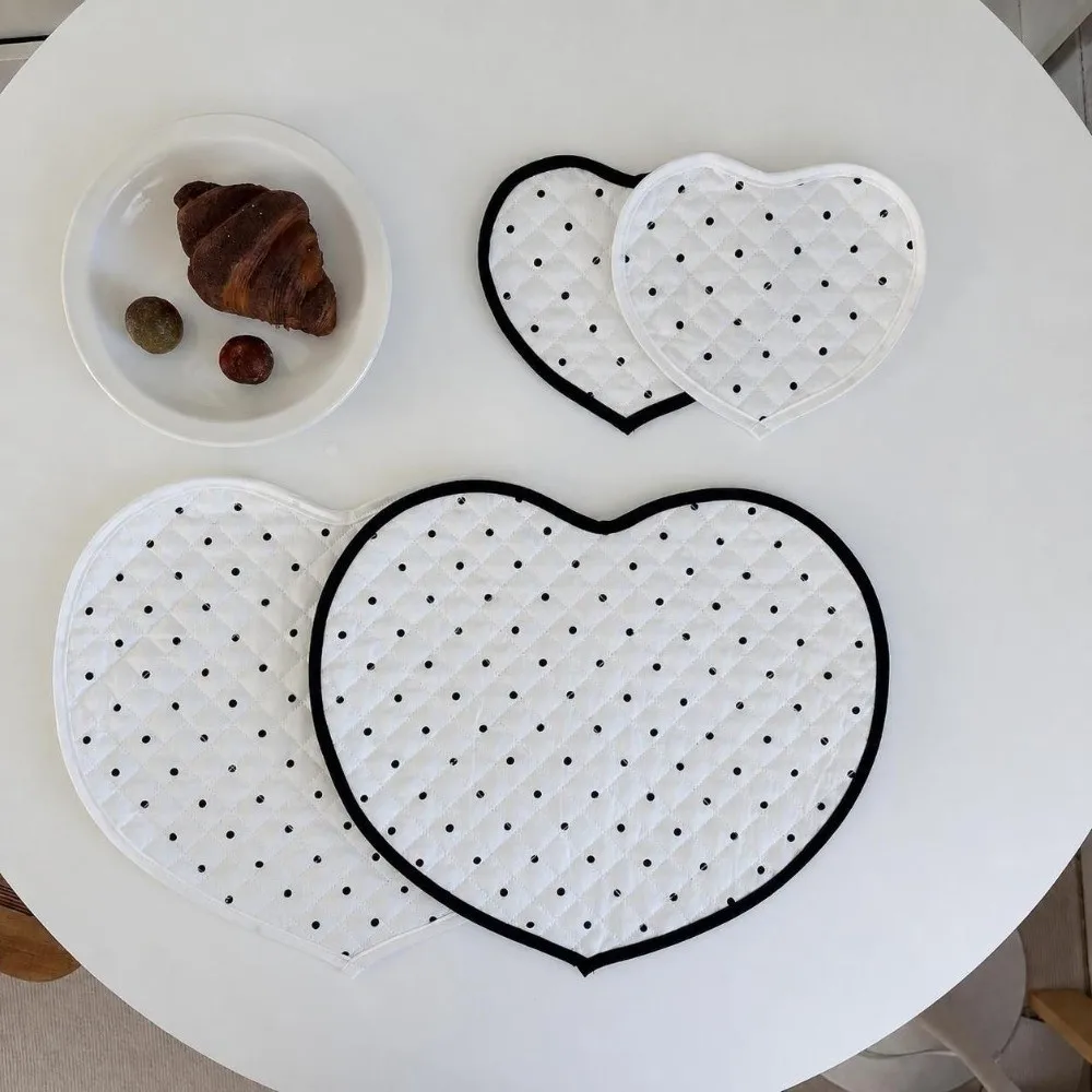 New Polka Dot Heart-shaped Placemats Plaid Cotton Quilted Water Cup Mat Decorative Black Insulating Table Mat Photography Props