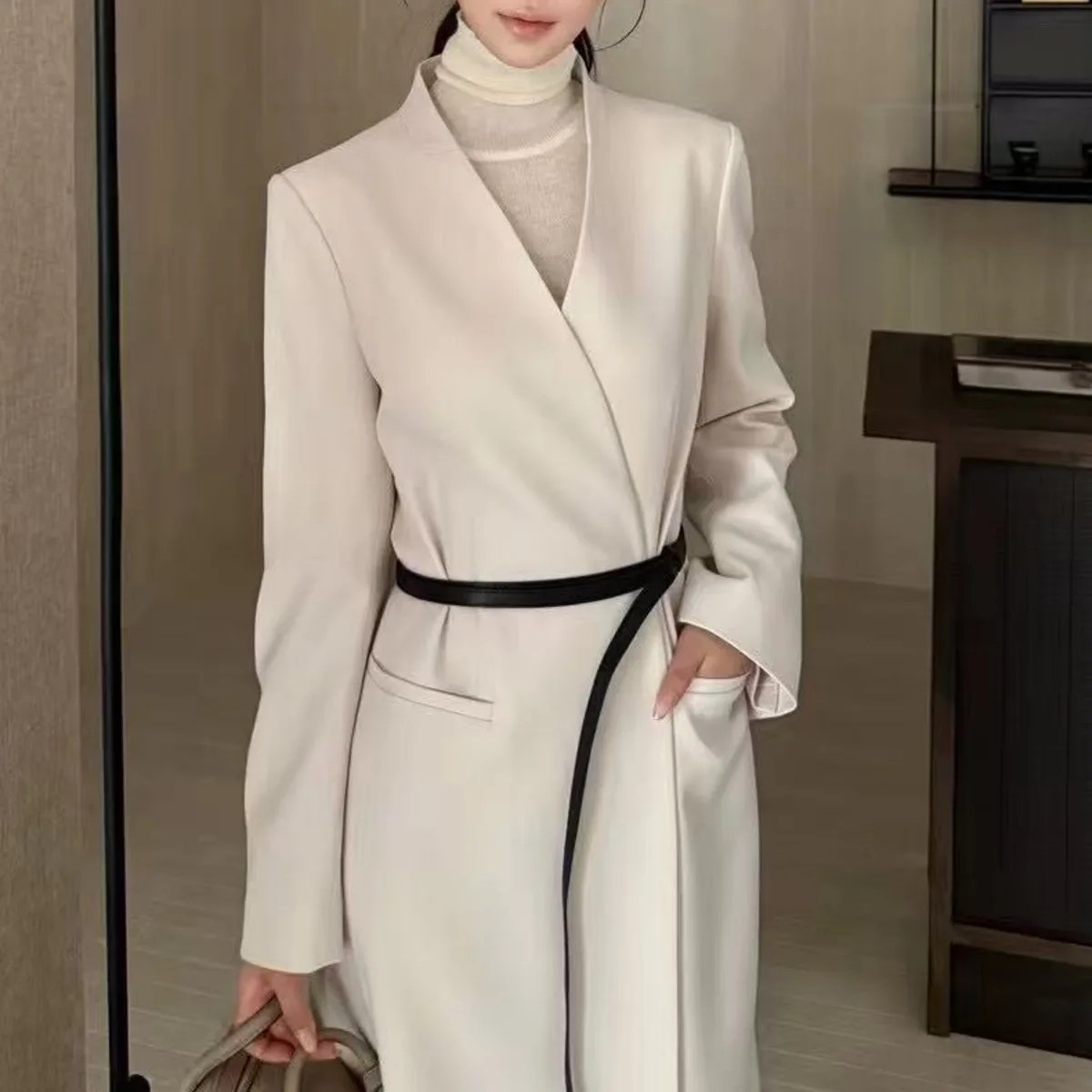 BJTZ Giacca da ufficio con scollo a V da donna Temperamento di media lunghezza per donna 2025 Primavera Autunno Nuovo soprabito femminile a maniche lunghe in tinta unita