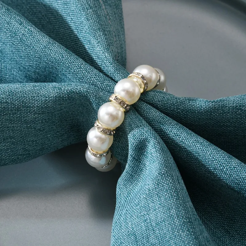 

Handmade Beaded Pearl Napkin Ring Valentine's Day DecorativeNapkin Holder DIYTable Towel Ring for Wedding Party Tablecloth Decor