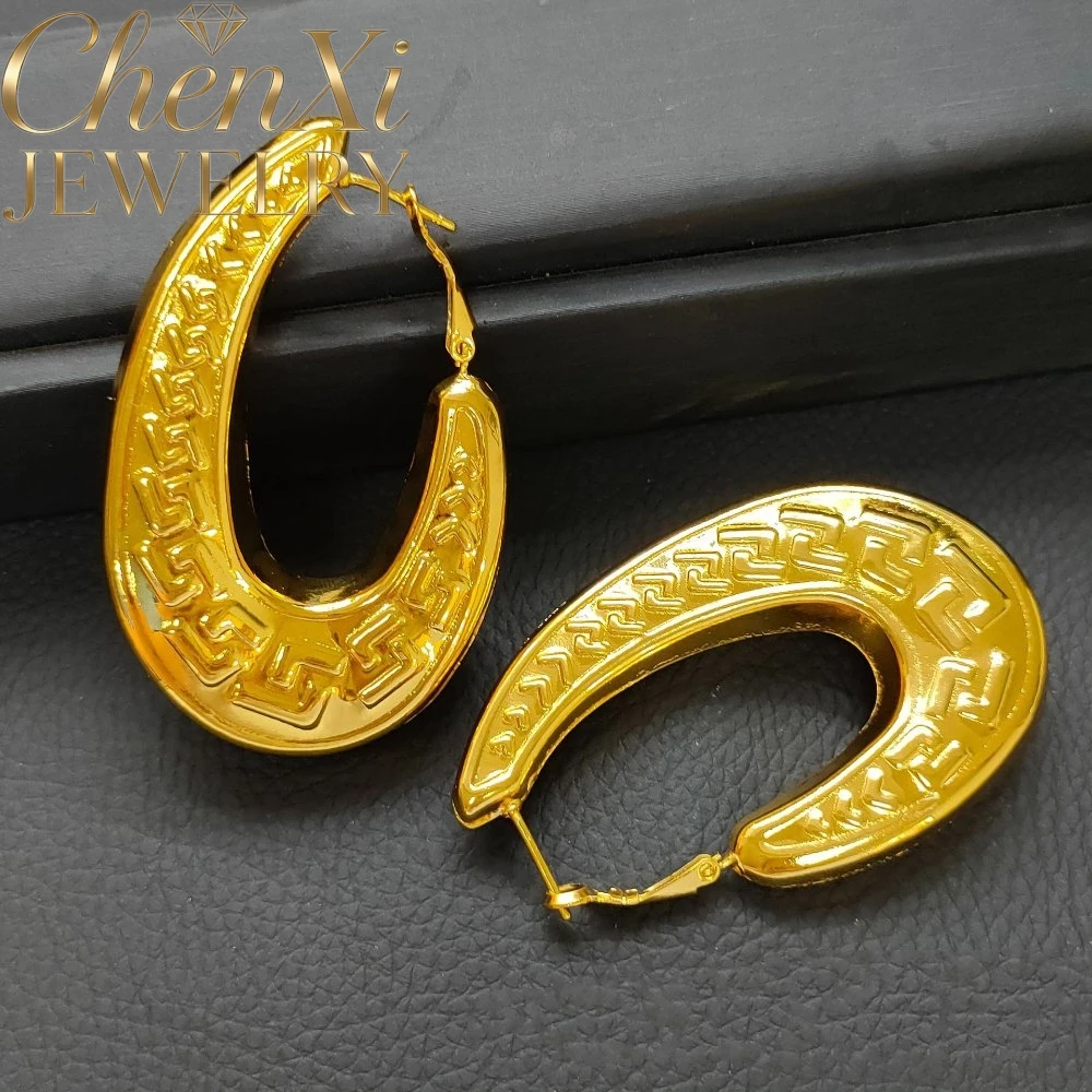 Alluvial Gold Three-Dimensional Flower Earrings Elegant Charms Standout Piece High-End Keepsake Exquisite Luxury Popular Gift