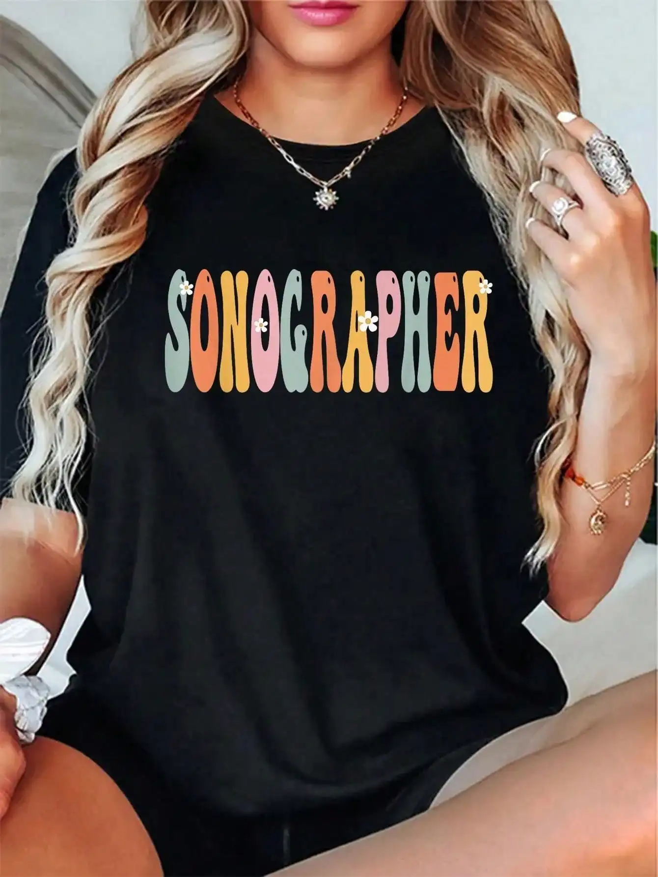 

Женская футболка Groovy Sonographer Week Appreciation — повседневная футболка с коротким рукавом, круглый вырез, можно стирать в машине