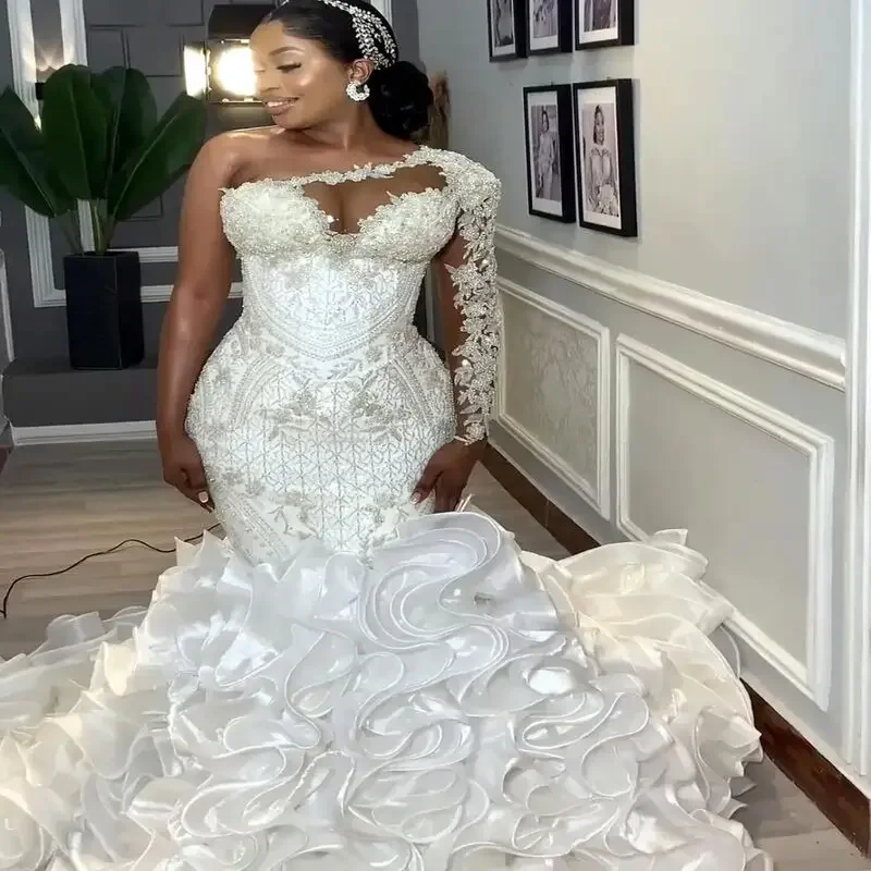 

Customized Plus Size Mermaid White Wedding for Bride Lace Beaded Tiers Organza Bridal Gowns Dresses
