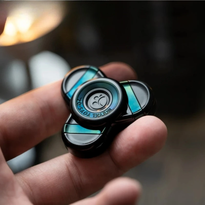 Metal Toys Dz.Trefoil Zirconium (Ltd.199) Fingertip Gyro Stress Toy Finger Spinner Office Desk Accessories Anxiety Toy