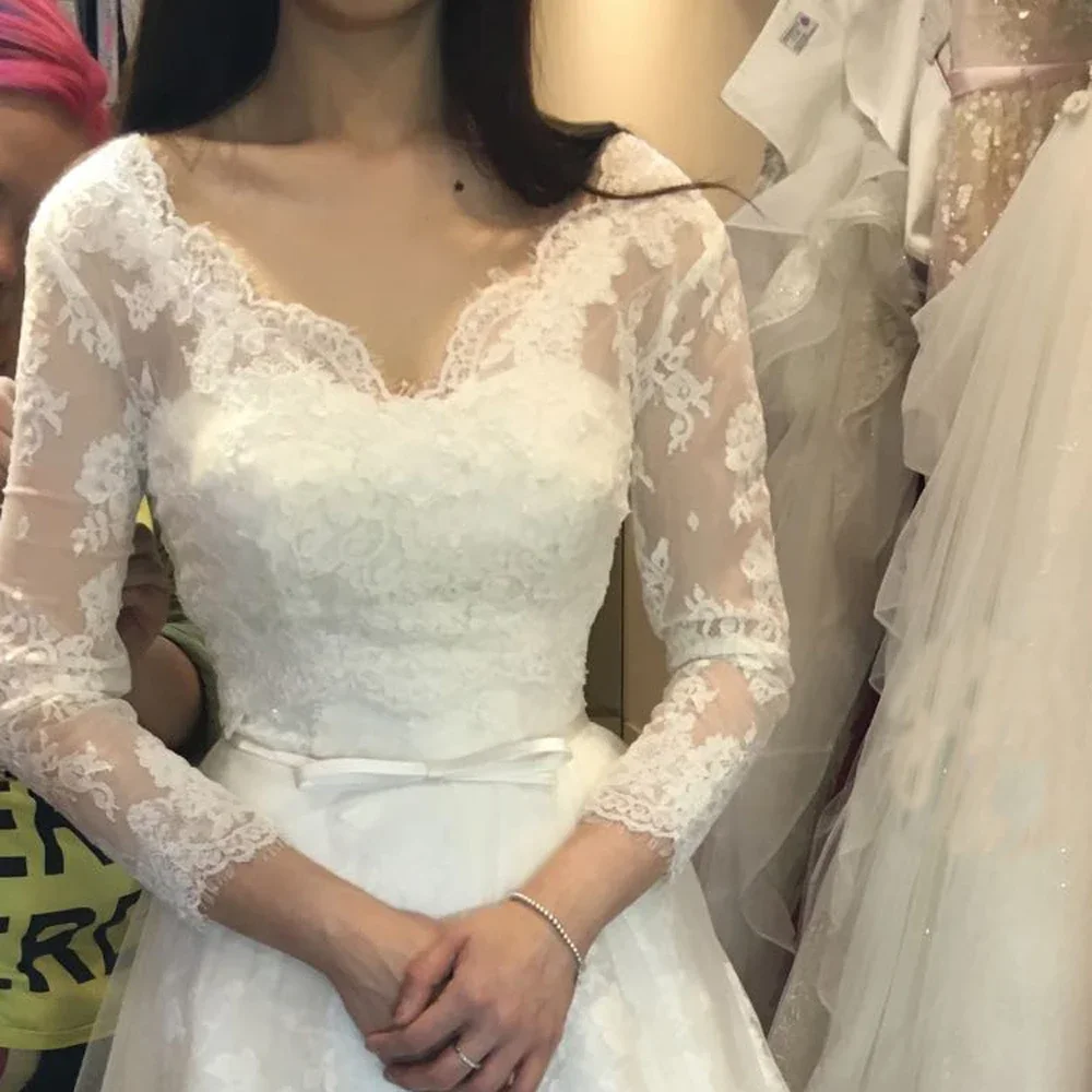 

Wedding Bolero 3/4 long sleeve V neck Lace Bridal Wraps for Wedding Party Prom Cheap White Lace Jacket Bolero Shrug