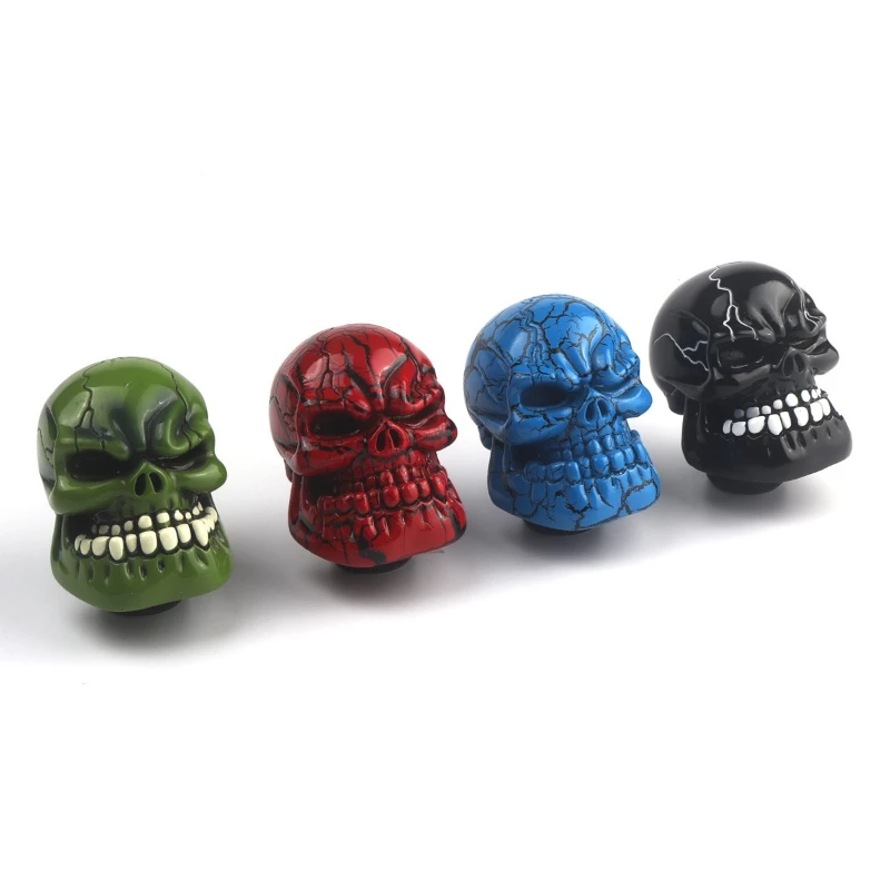Car Universal Resin Skull Gear Shift Knob, Cool Ghost Style with Big Teeth, Customized Automotive Shift Knob Modification Part