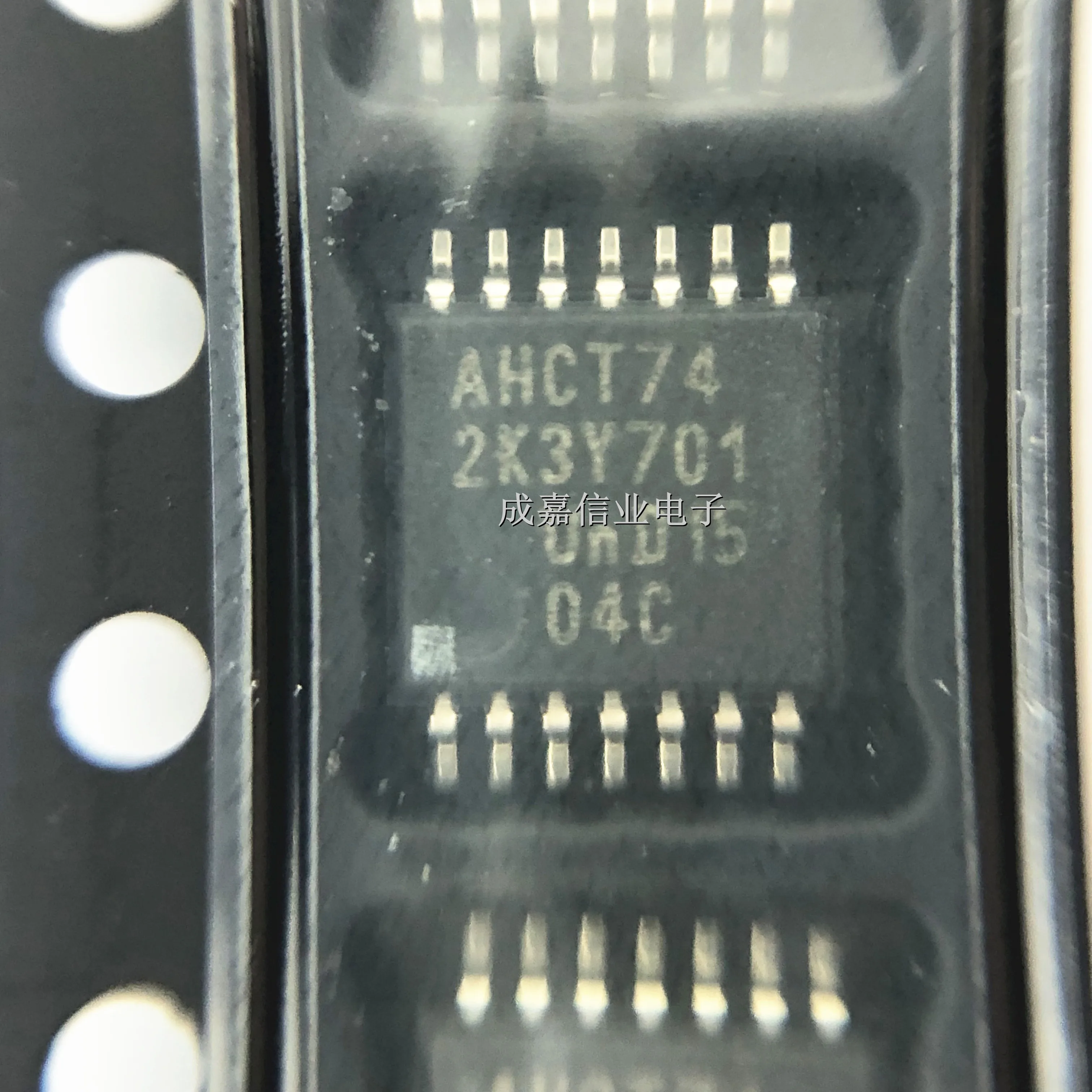 10pcs/Lot 74AHCT74PW,118 TSSOP-14 MARKING;AHCT74 Flip Flops Dual D-type Flip-flop Operating Temperature:- 40 C-+ 125 C