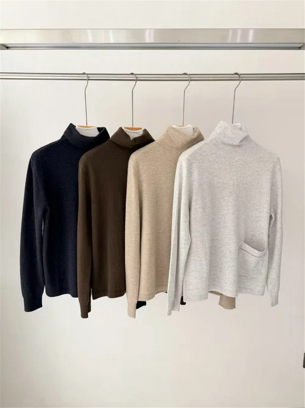 

25 Autumn/Winter Women's High Collar Knitted Cashmere Simple and Versatile Pocket Nail Bead Fashion Casual Top