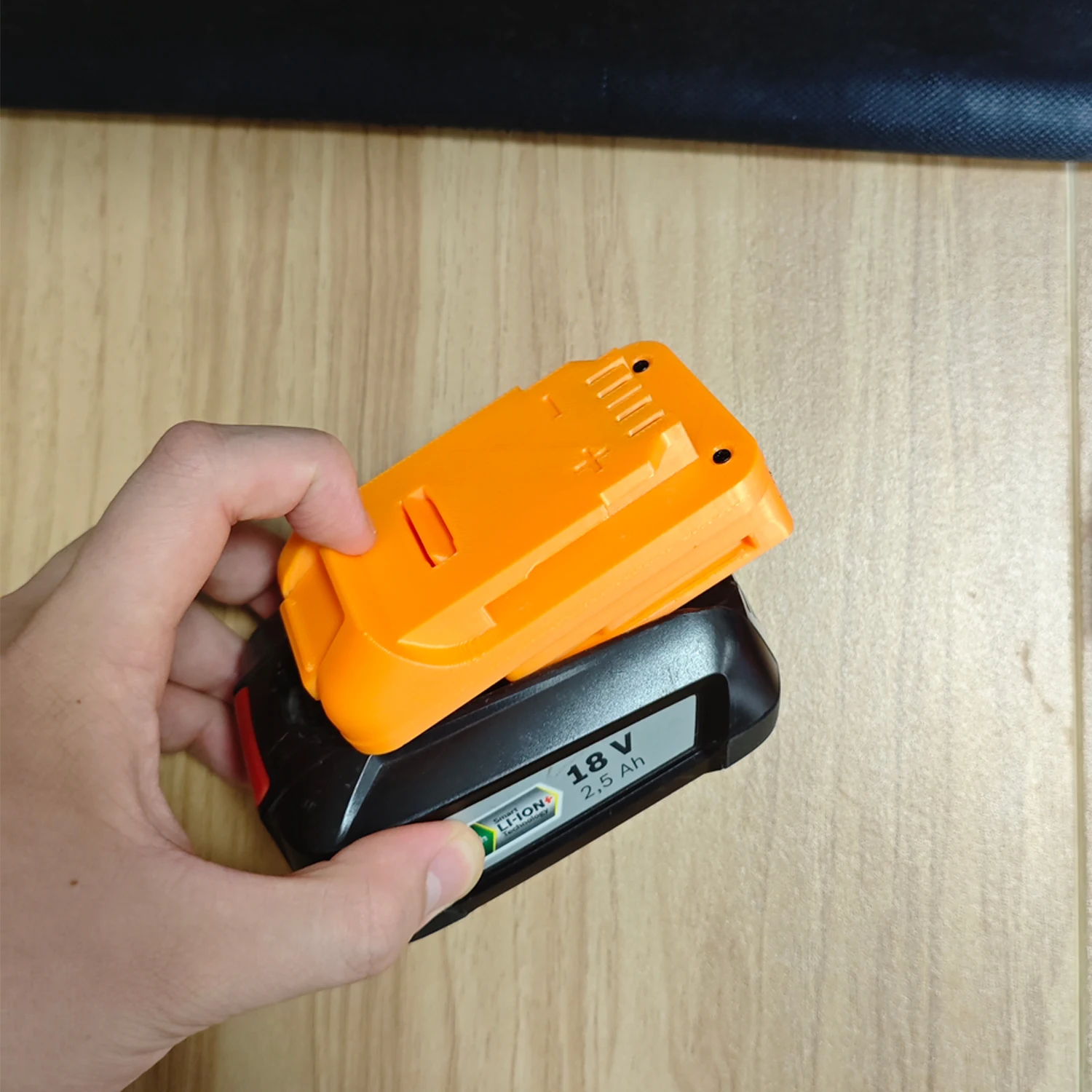 Convertidor de adaptador de batería para herramientas de iones de litio DeWalt 18/20V a adaptador de batería de iones de litio Bosch 18V PBA AL1880CV AL18815CV.