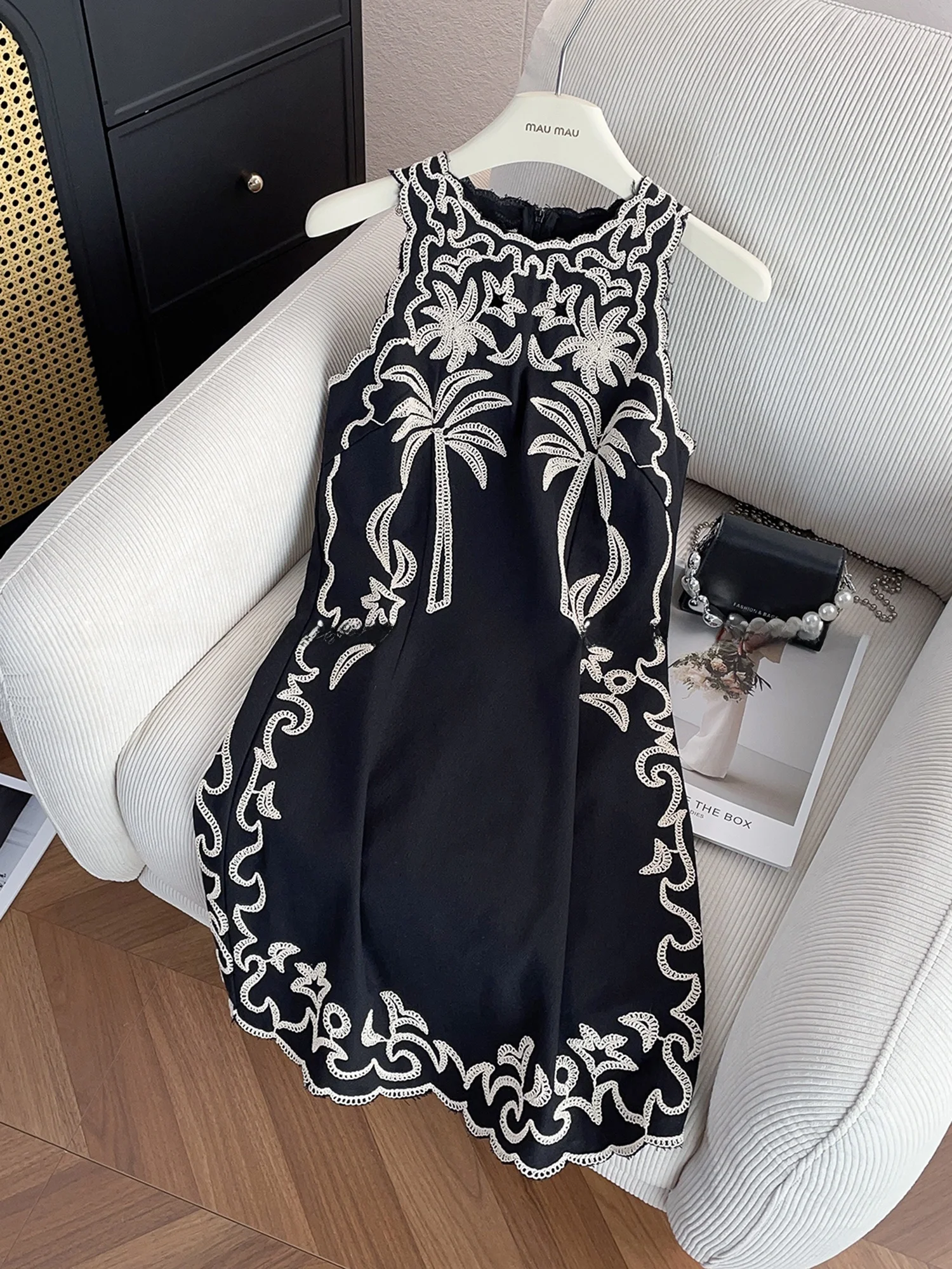 

Ретро-стильное летнее новое поступление: женское платье без рукавов с богатой вышивкой, черное миди-платье с завышенной талией, повседневная юбка А-силуэта