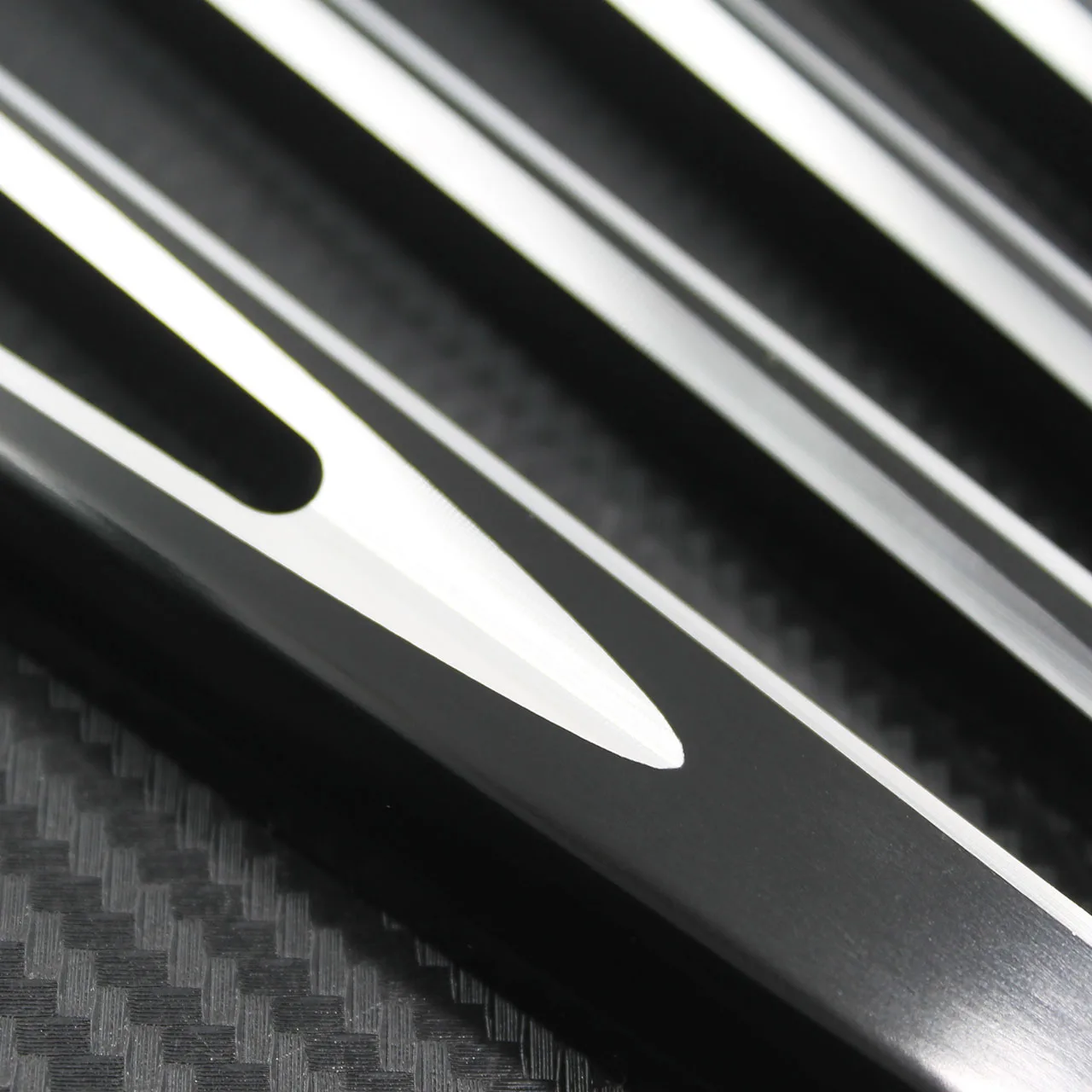 Motorcycle Black Radiator Frame Grill Cover For Harley Touring Road King Electra Street Glide Road Glide 2008-2017 - Image 4