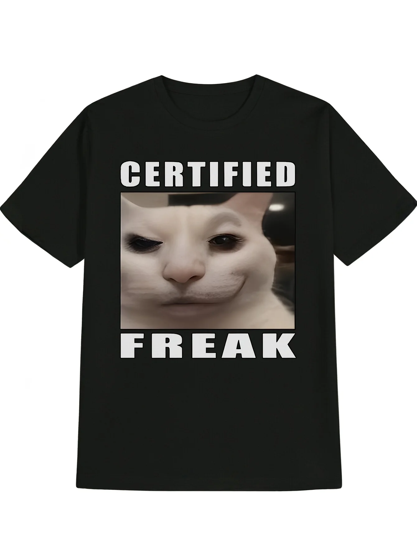 

Мужская повседневная футболка с круглым вырезом и графическим принтом «Certified Freak» — дизайн «Белый кот», черная футболка с коротким рукавом