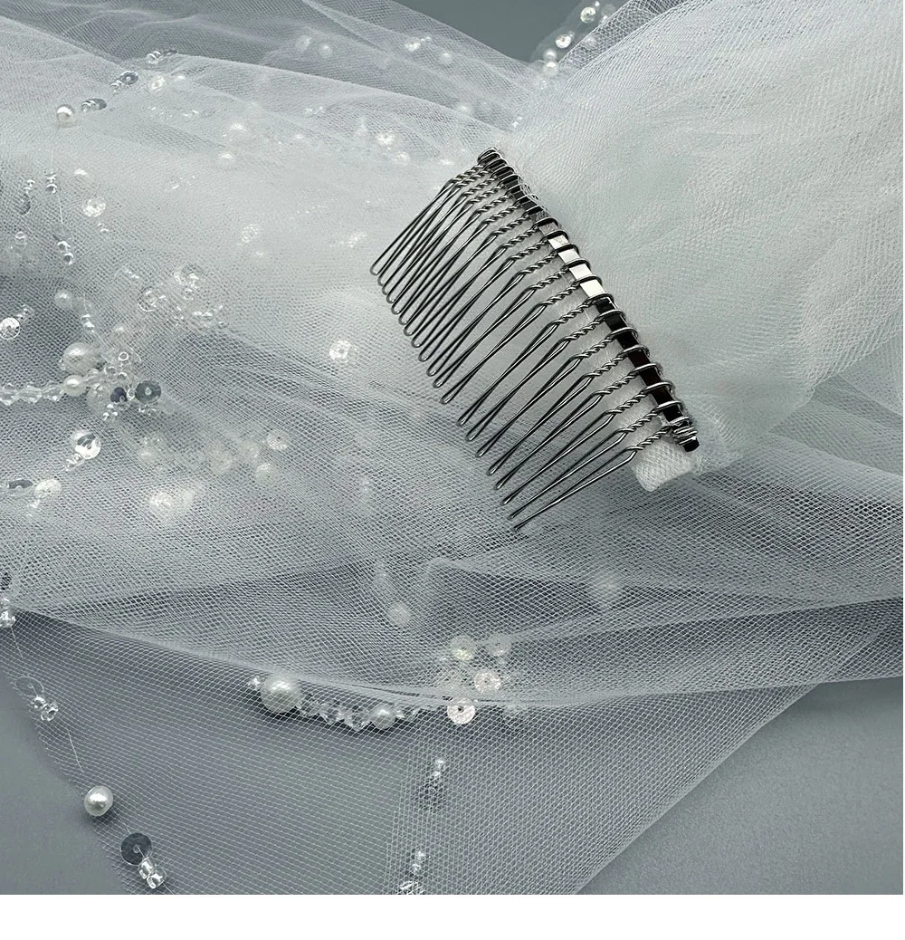 High Quality Wedding Veil Short Bridal Veil with Beading Pearls Lovely Short Ivory Wedding Veil with Comb