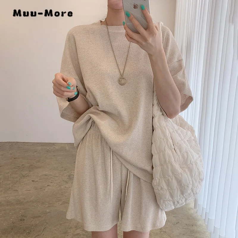 

2025 Spring Fashion Casual Office Lady Two-piece Set Women Short Sleeve Oversized Top + Solid Shorts Luxury Shorts Set Outfits