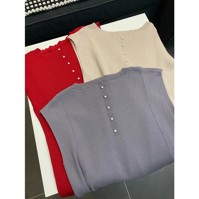 

Трикотажный свитер Slim Fit с жемчужными деталями, однотонный, женский, повседневный, модный и элегантный, эксклюзивно онлайн