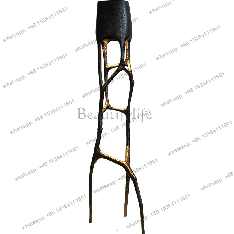 

Nordic modern tree branch ornament sculpture resin floor decoration hotel B & B