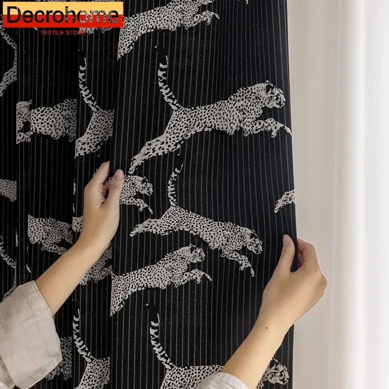 

French Retro Black and White Rose Print Chenille Curtains for Living Room Bedroom Balcony Bay Window Customized Finished Product