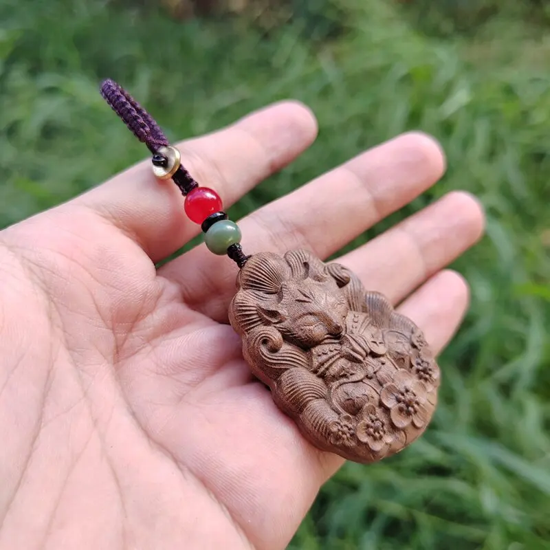 Chinese Style Agarwood Carved Nine Tailed Fox Lucky Key Chain Blessing Bring Wealth Good Fortune Amulet Bag Hanging Pendant Gift