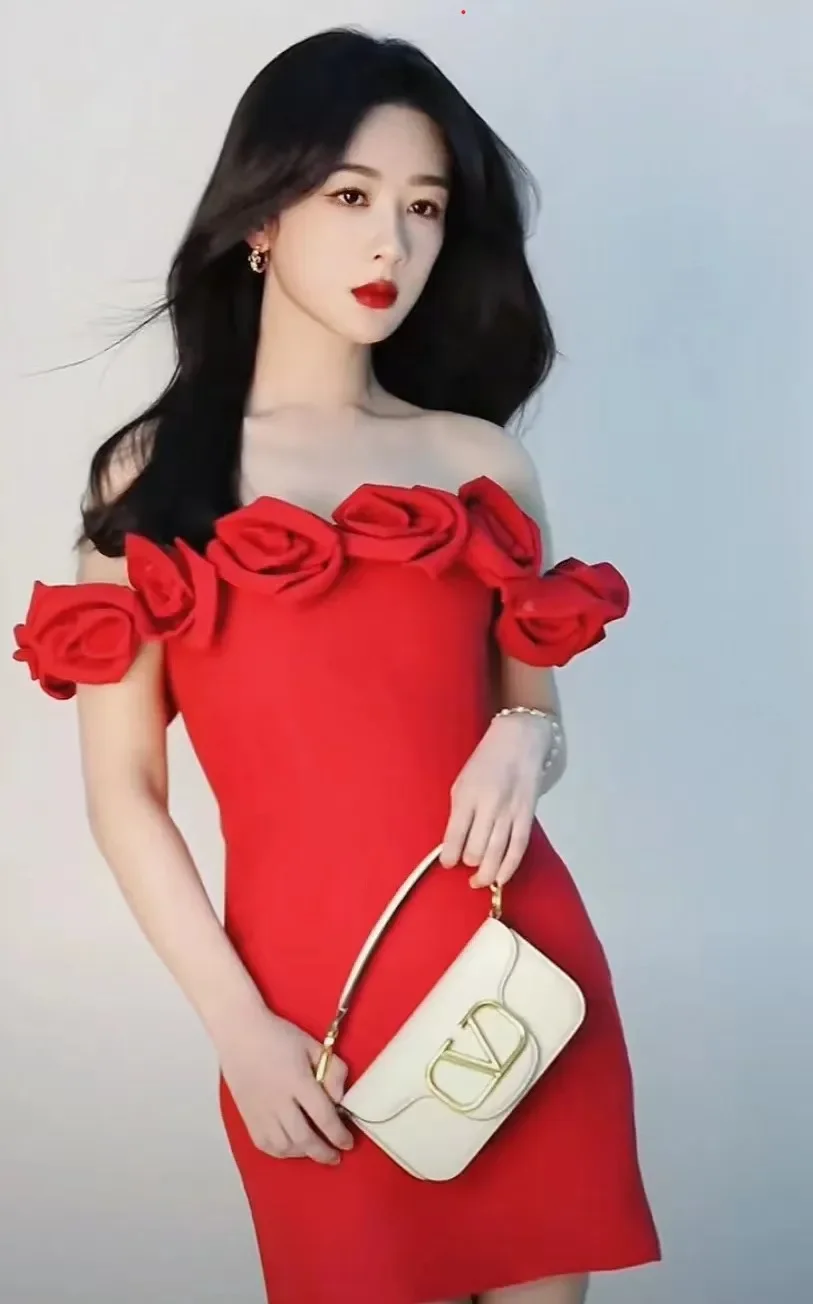 

Red One Shoulder Flower Bandage Dress