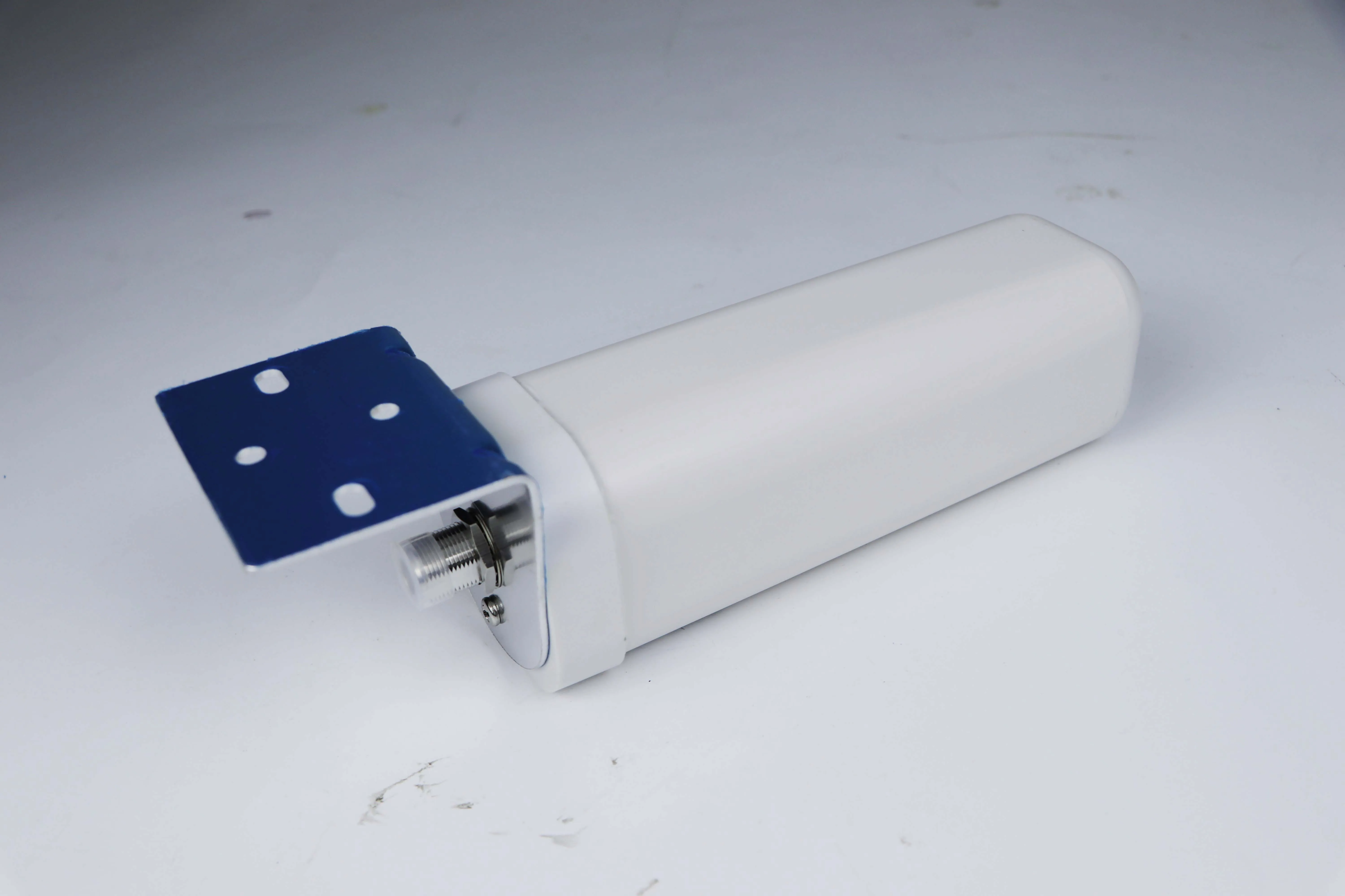 لينتراتيك 12 ديسيبل 360 ° هوائي خارجي متعدد الاتجاهات LTE 4G هوائي خارجي معزز مع أنثى N لمضخم الإشارة #5