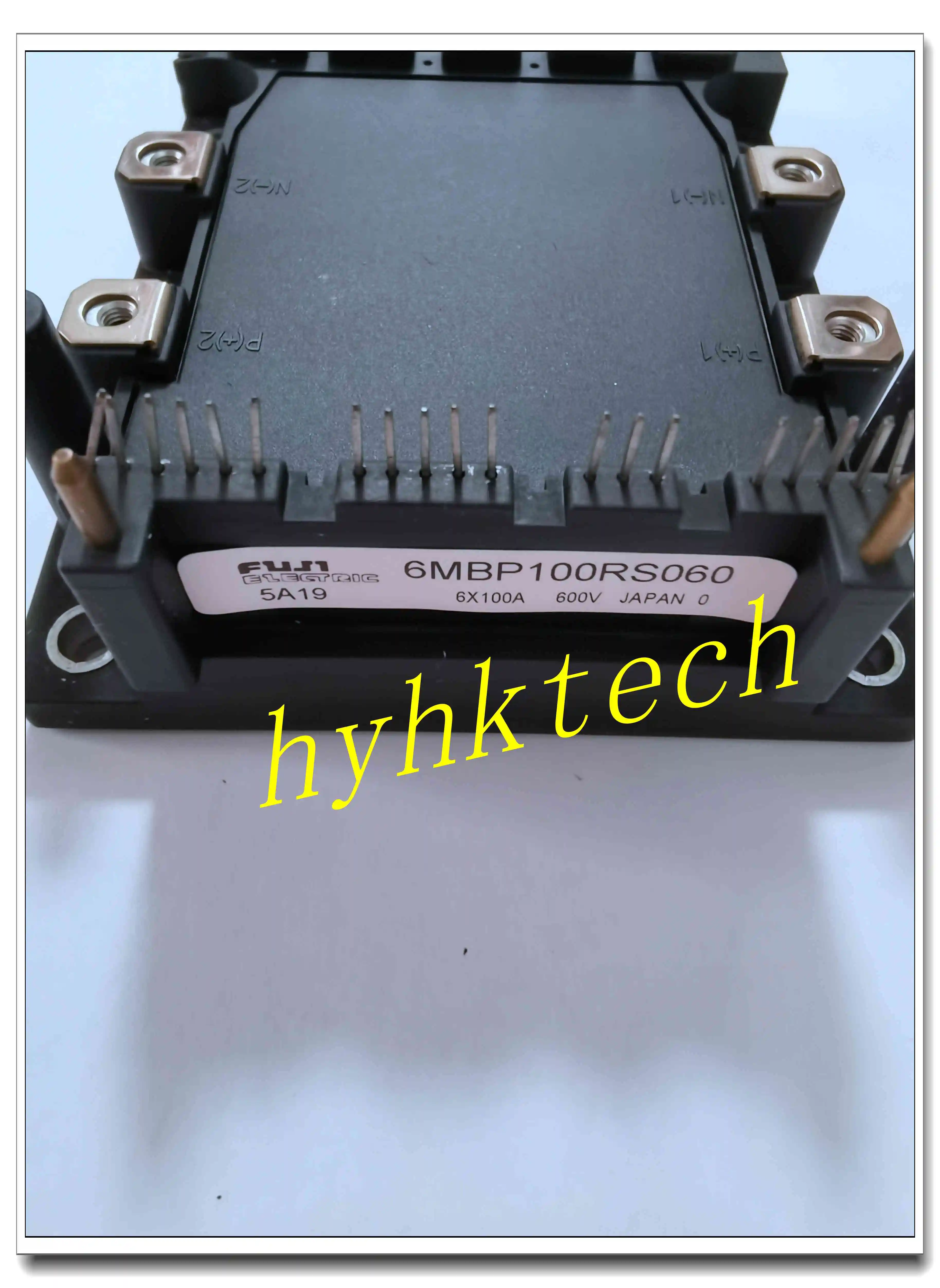وحدة إمداد 6MBP100RS060 100A 600 فولت جديدة ومبتكرة في المخزون ، شحن مجاني