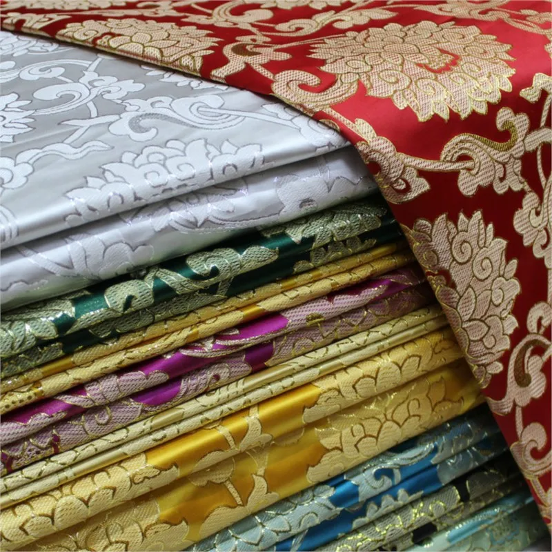 

Chinese-style cheongsam and film decoration hand-woven silk jacquard gold silver brocade fabric