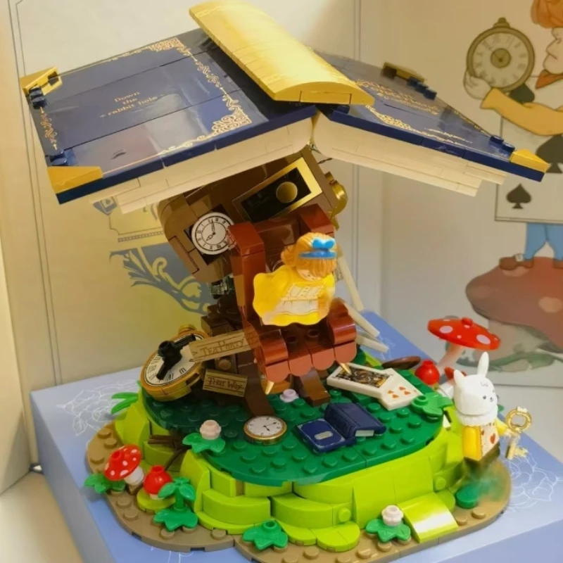 Libro di fiabe Alice senza peso Blocchi di costruzione Modello di giunzione Confezione regalo creativa Ornamenti Giocattoli educativi Regalo di Natale