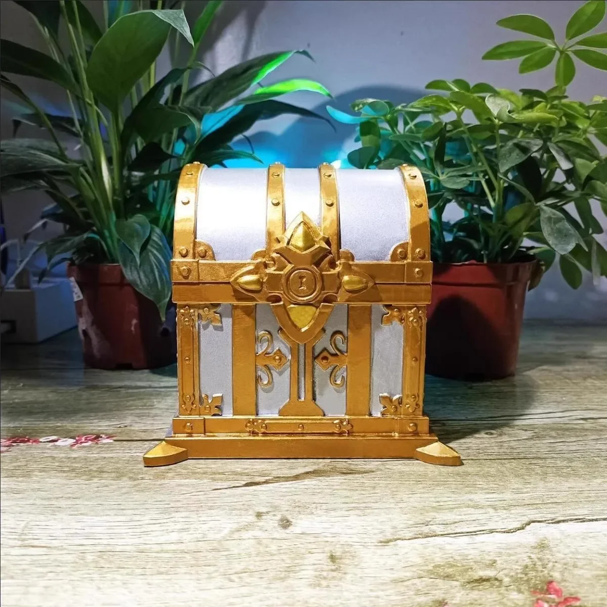 

Genshin Impact Game Anime Figures Surprise Gorgeous Treasure Chest Model Action Figure Sitting Posture Collectible Toy Gift Game